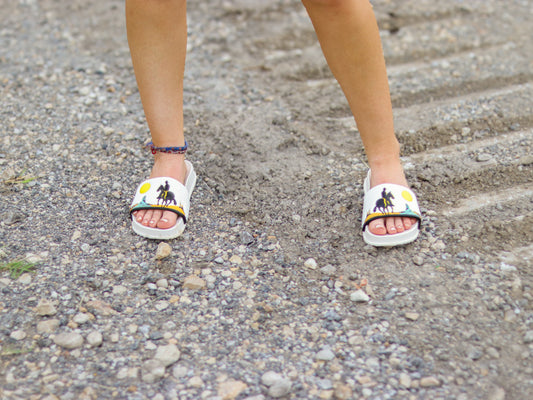 Saddle Bum Slides